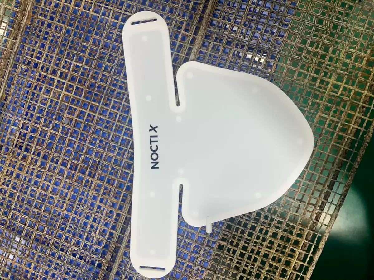 Neck Infrared mask to reduce lines from your neck
